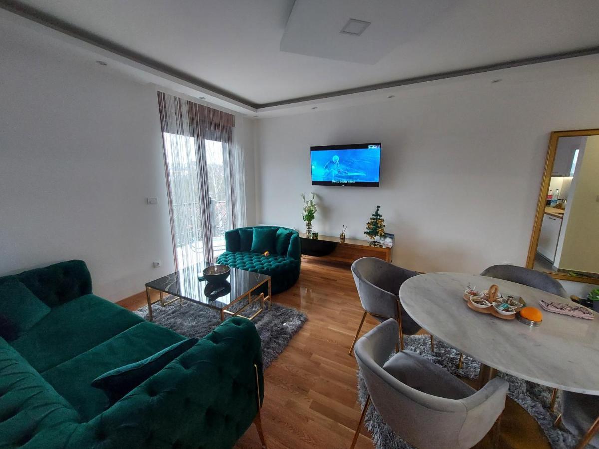 Apartman Konstantin Vila Zlatibor Apartment ภายนอก รูปภาพ