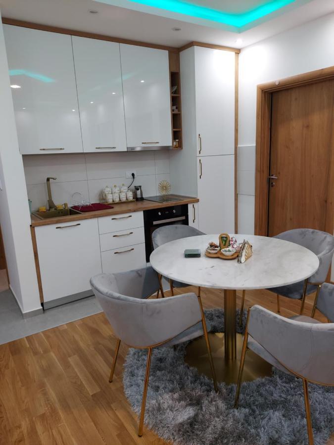 Apartman Konstantin Vila Zlatibor Apartment ภายนอก รูปภาพ